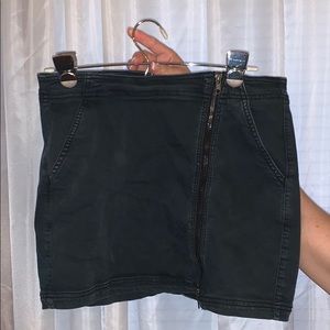American Eagle Mini Skirt